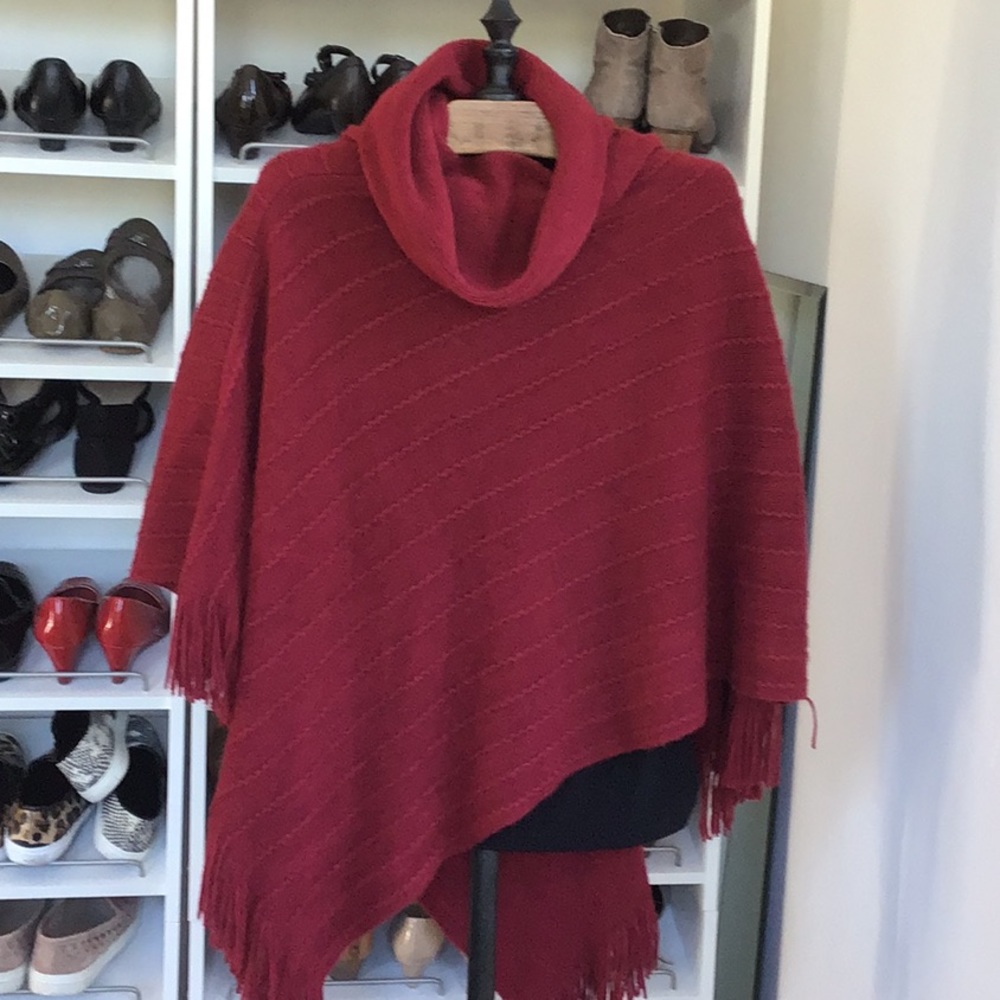 BCBG MaxAzria red poncho